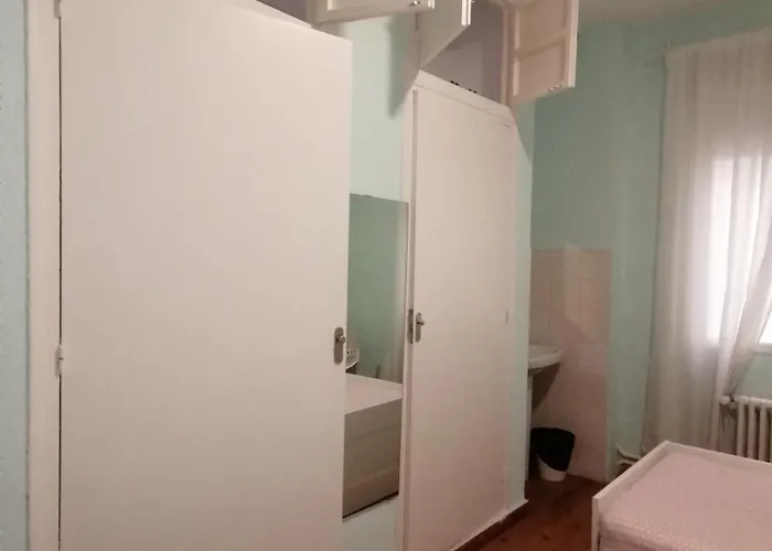 Albergue Residencia Abay Madrid